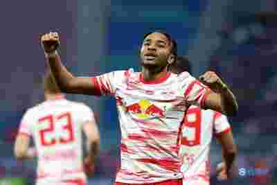 那不勒斯主场逼平乌迪内斯，保持不败纪录