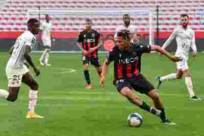 阿斯顿维拉新援首秀，球队表现令人满意