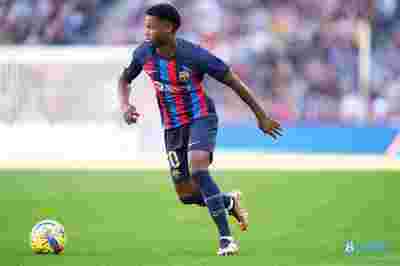 尤文图斯在主场击败AC米兰，重返意甲榜首