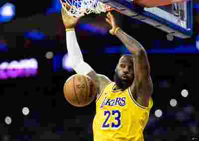 爵士客场战胜独行侠，取得四连胜