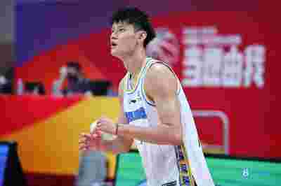 快船全员发力，轻松击败马刺