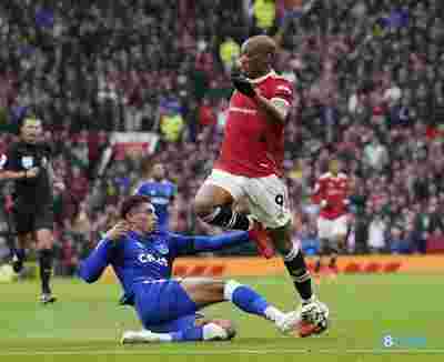 柏林联合战胜斯图加特，继续追赶前列