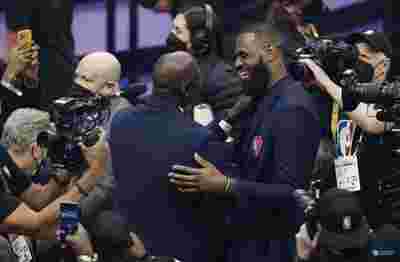 骑士队全新阵容，季前赛表现令人期待