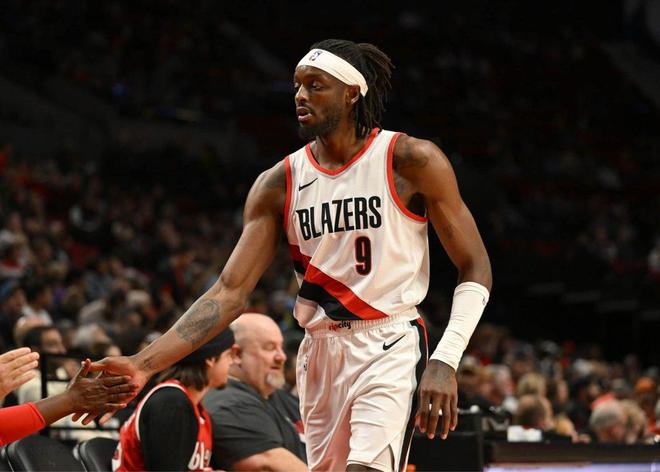 开拓者揭幕战变阵：霍勒迪阿夫迪亚等五人首发，格兰特打替补