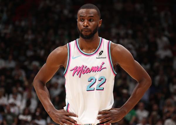 美记：湖人热火重启维金斯的交易谈判，湖人愿意送出克内克特